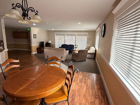 5th image of 1455 W Kimra St Room 3
