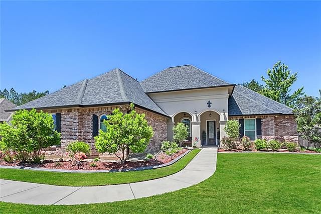1st image of 200 Acadia Park Dr