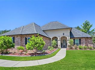 200 Acadia Park Dr, Covington, LA 70435
