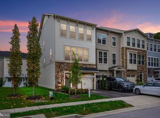 117 Nandina Ln, Glen Burnie, MD 21060