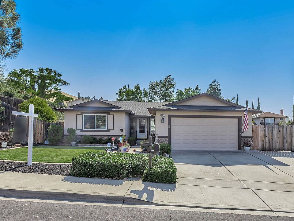 1st image of 2379 Glendale Cir