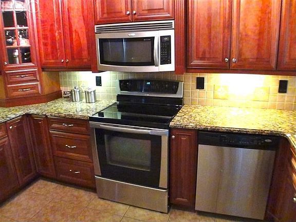 2nd image of 6341 Aragon Way APT 207