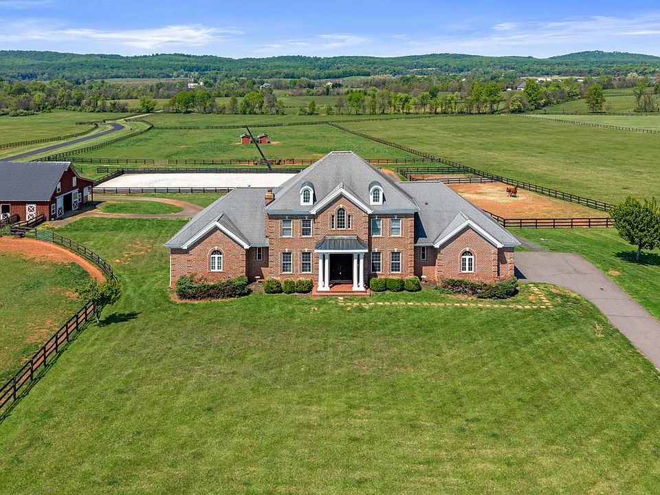 1st image of 15145 Lees Crossing Ln