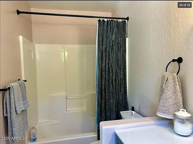 10555 E Quail Run Rd — Photo 8