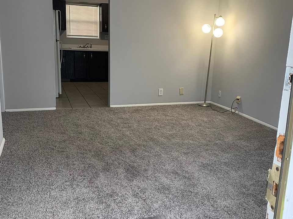 1st image of 88 Moull St APT A