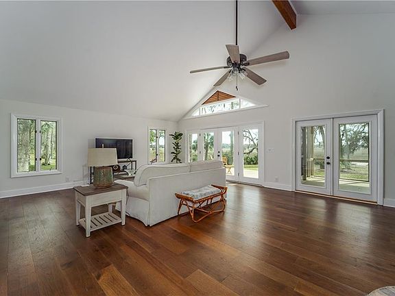 4th image of 2635 Julienton Dr NE