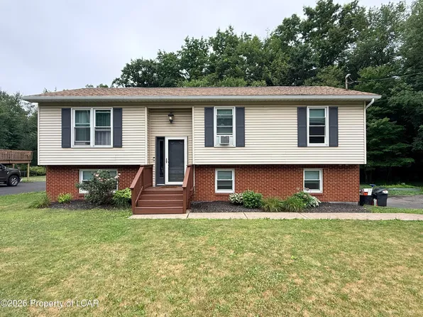 530 Hillside Dr, Hazle Township, PA 18202