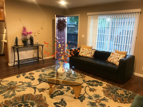 108 Sherland Ave, Mountain View, CA 94043