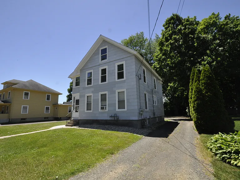 17 Hough St #17 — Photo 26