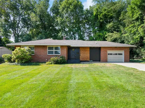2388 Banbury Rd, Akron, OH 44333