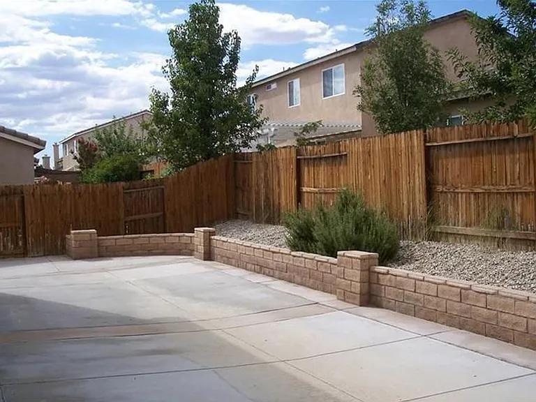 3207 Summer Breeze Ave — Photo 8