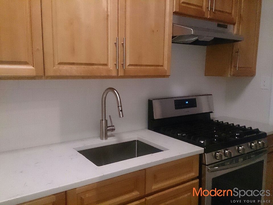 1st image of 2845 33rd St #1F