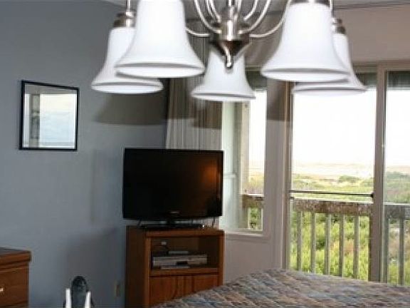 3rd image of 643 Ocean Shores Blvd NW #307