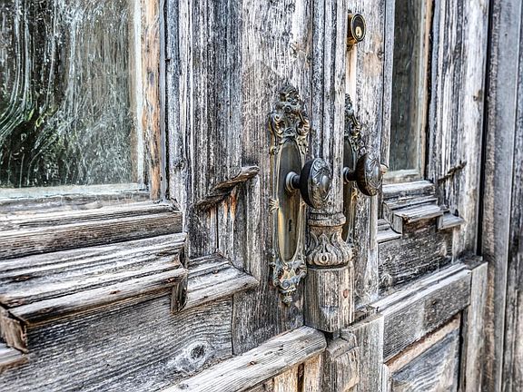CEfrontDoor