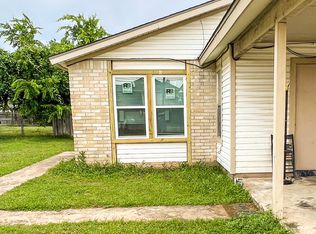 2608 S Bagdad Rd APT A, Leander, TX 78641