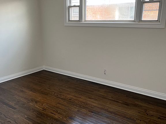 5th image of 3758 W Pippin St