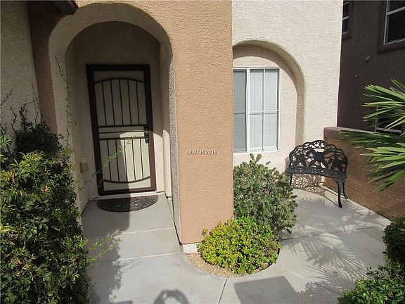 2nd image of 572 Caribbean Palm Dr #0