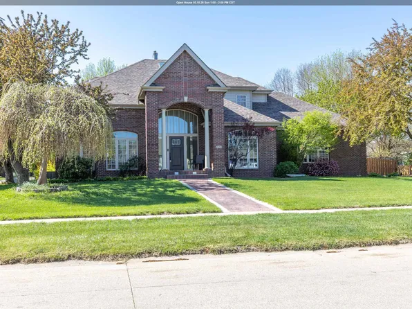 324 Regency Ct, South Sioux City, NE 68776