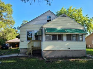 211 Doris Ave, Joliet, IL 60433