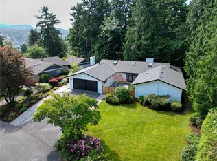 9233 SE 59th St, Mercer Island, WA 98040