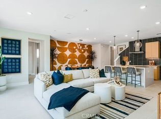 2670 Maverick Ln, Palm Springs, CA 92264