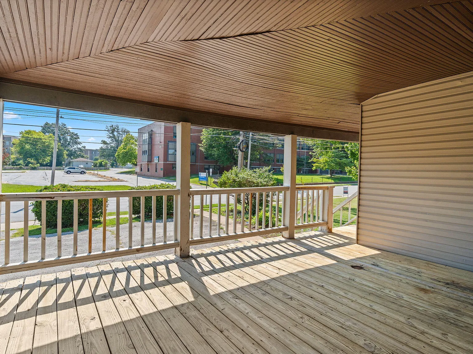 4 bed, 1895 sqft, $1,695 — Photo 4