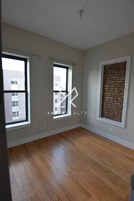 Rented by Yaffa Realty LLC | media 30