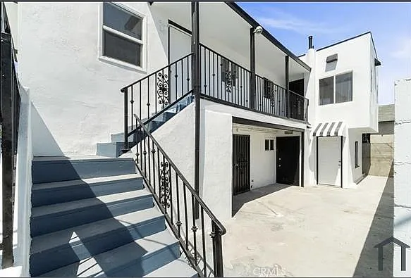 4414 S Harvard Blvd — Photo 8