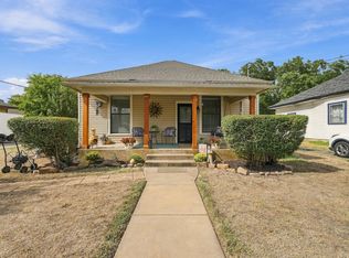 311 N Pendell Ave, Cleburne, TX 76033