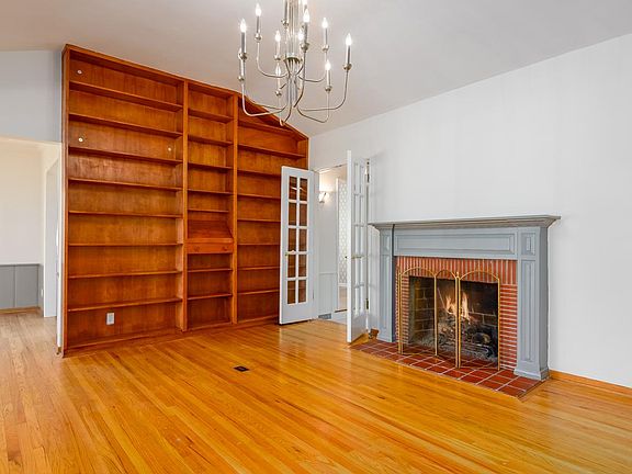 5th image of 4519 Van Noord Ave