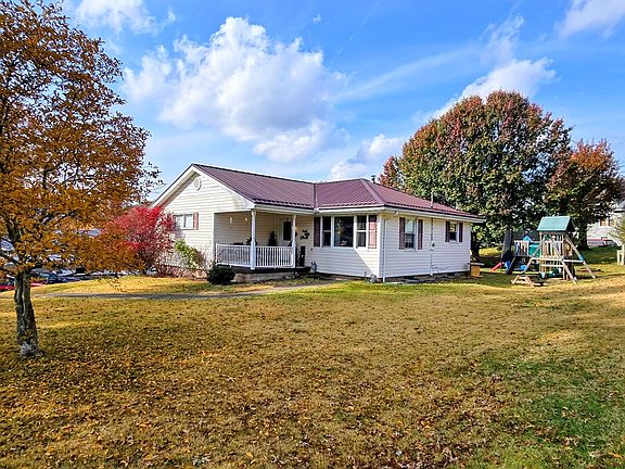 2nd image of 128 Fairview Dr