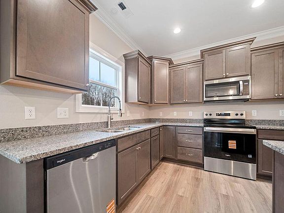 4th image of 287AC Little Fork Rd