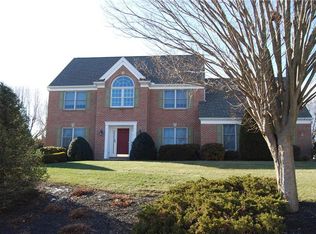 7672 Longwood Dr, Orefield, PA 18069