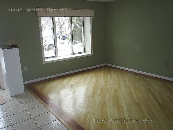 3rd image of 1803 Hollow Tree Ct