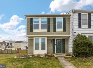 8 Primrose Ct, Parkville, MD 21234