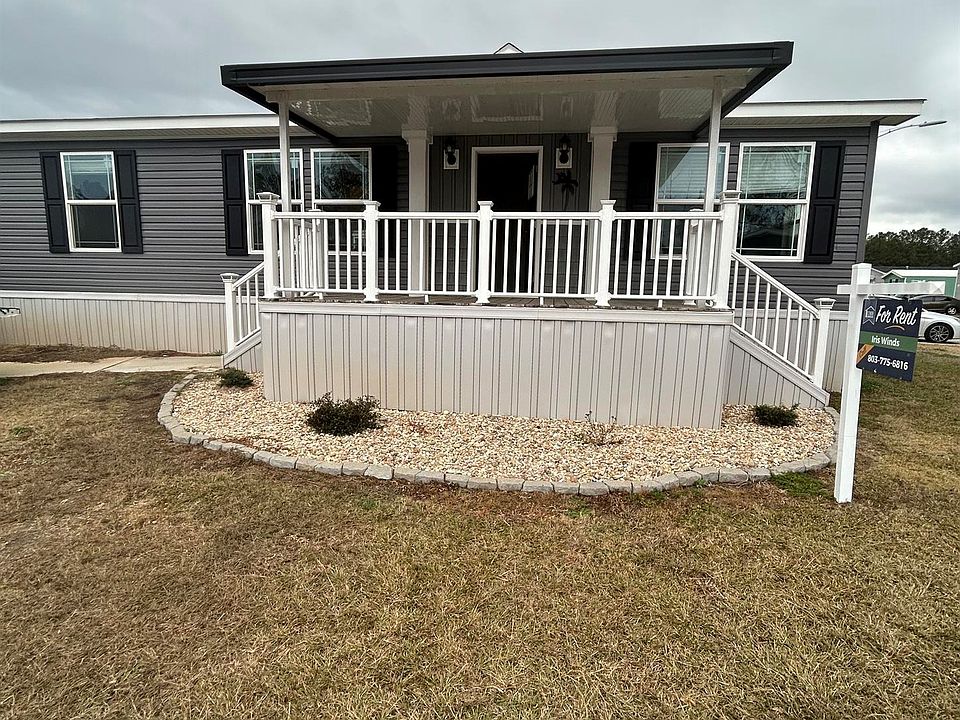 Exterior Image-9-Clayton 83 Iris Winds