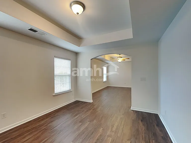 5116 Abercromby St — Photo 11