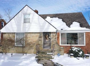 3945 Eastway Rd, South Euclid, OH 44118
