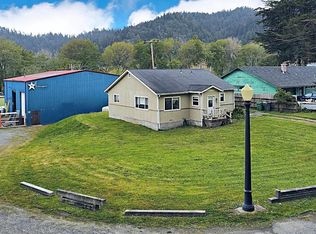 1395 Eeloa Ave, Rio Dell, CA 95562