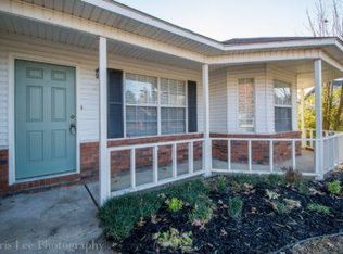 4069 N Cambray Dr, Fayetteville, AR 72703