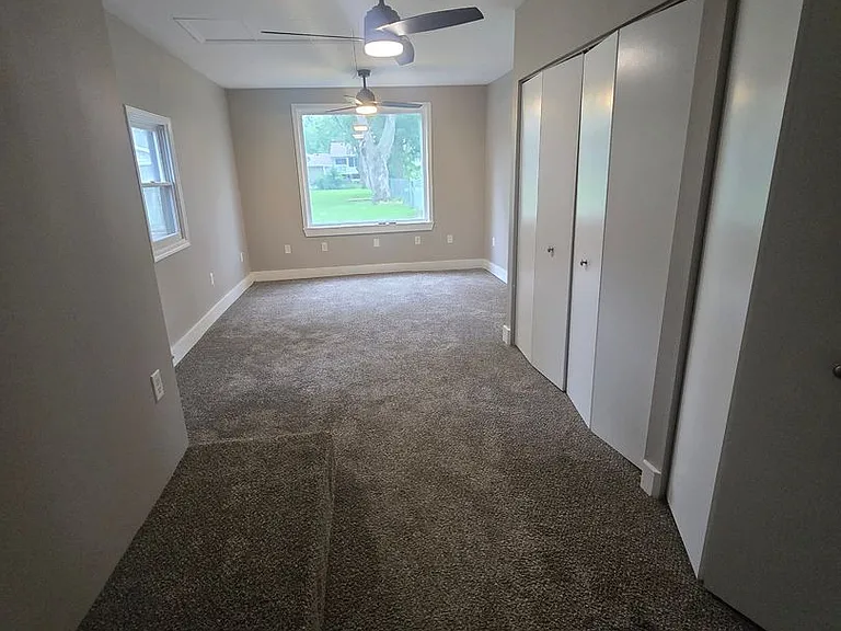 2903 W John St — Photo 24