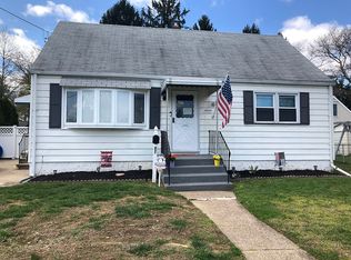 7 Olden Ter, Hamilton, NJ
