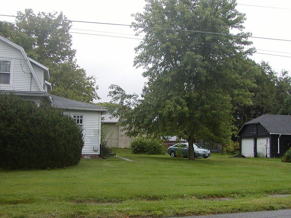 154 E Main St, Shelby, OH 44875 Zillow