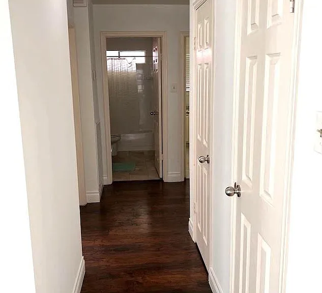 2450 Parkwood Ln — Photo 11