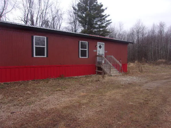 1428 N Star Rd, Mooers Forks, NY 12959