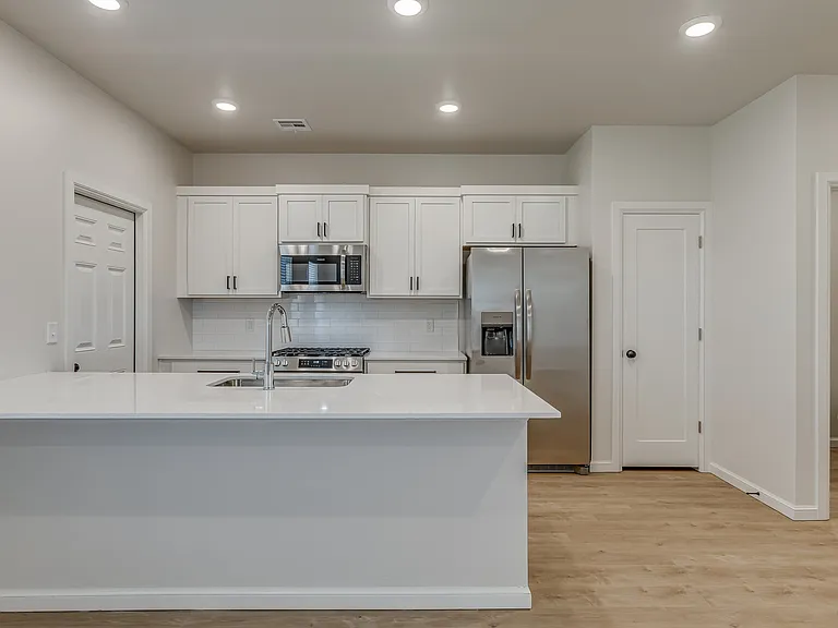 19602 Horseshoe Ave — Photo 6