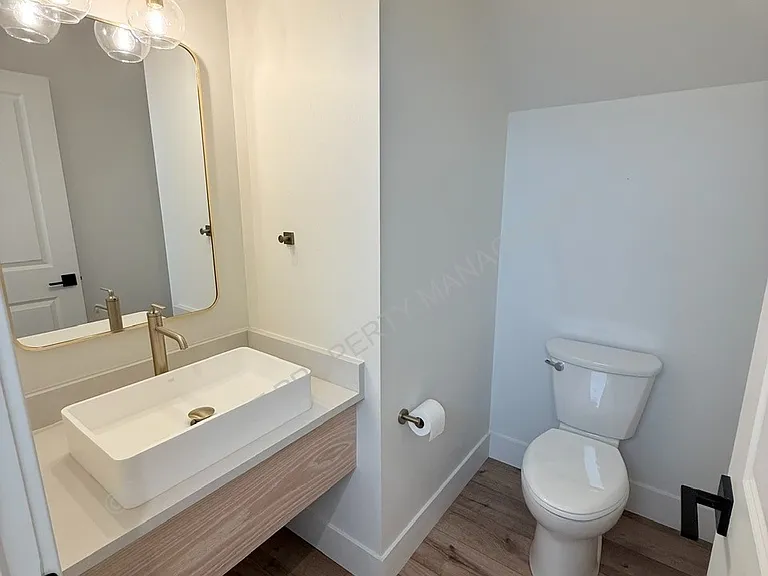 655 Oak Ave — Photo 32