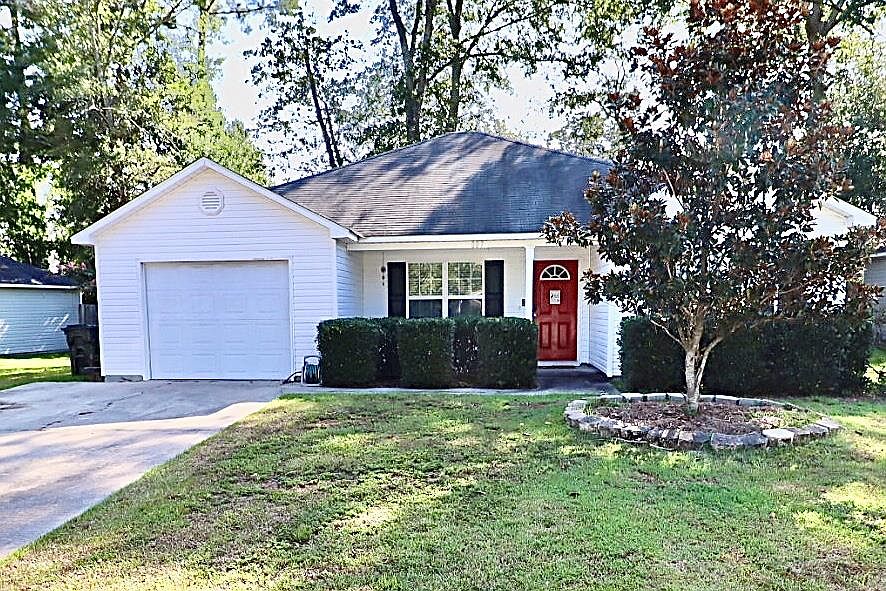 1st image of 807 Kristen Ln