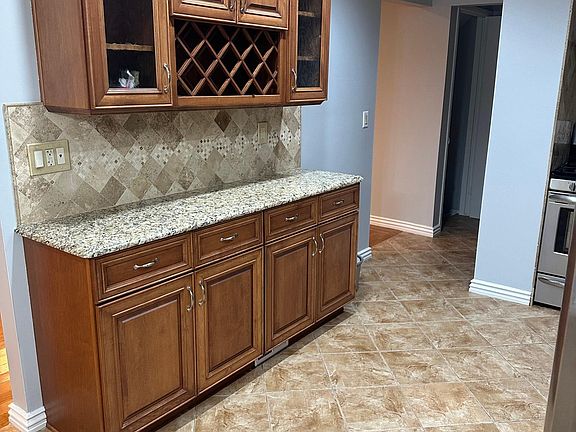 4th image of 8567 Winchester Dr #J5