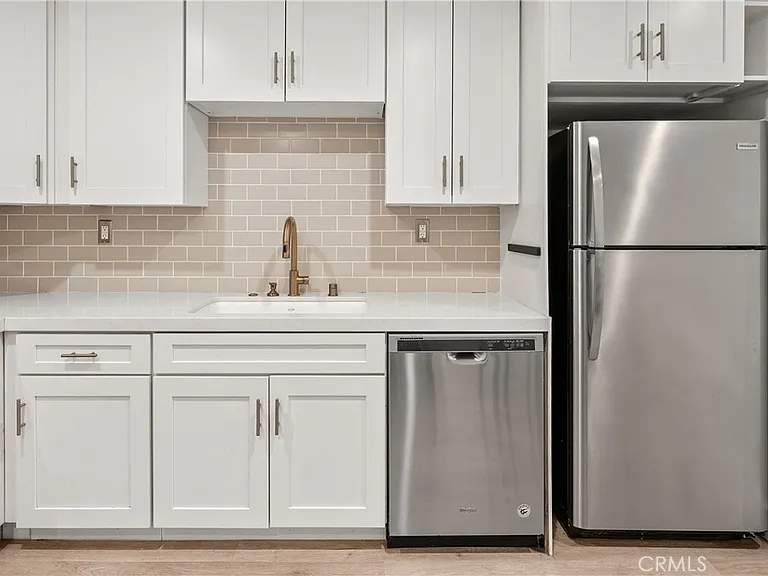 532 N Rossmore Ave #107 — Photo 3